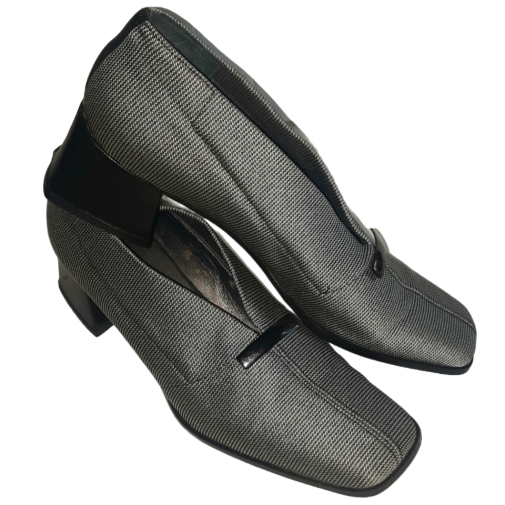 Vtg PREVATA Square Toe Block Heel Fabric Shoe Sz 7.5 Blk/Grey
